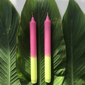 studio-sturmblau-dip-dye-kaars-roze-neon-geel