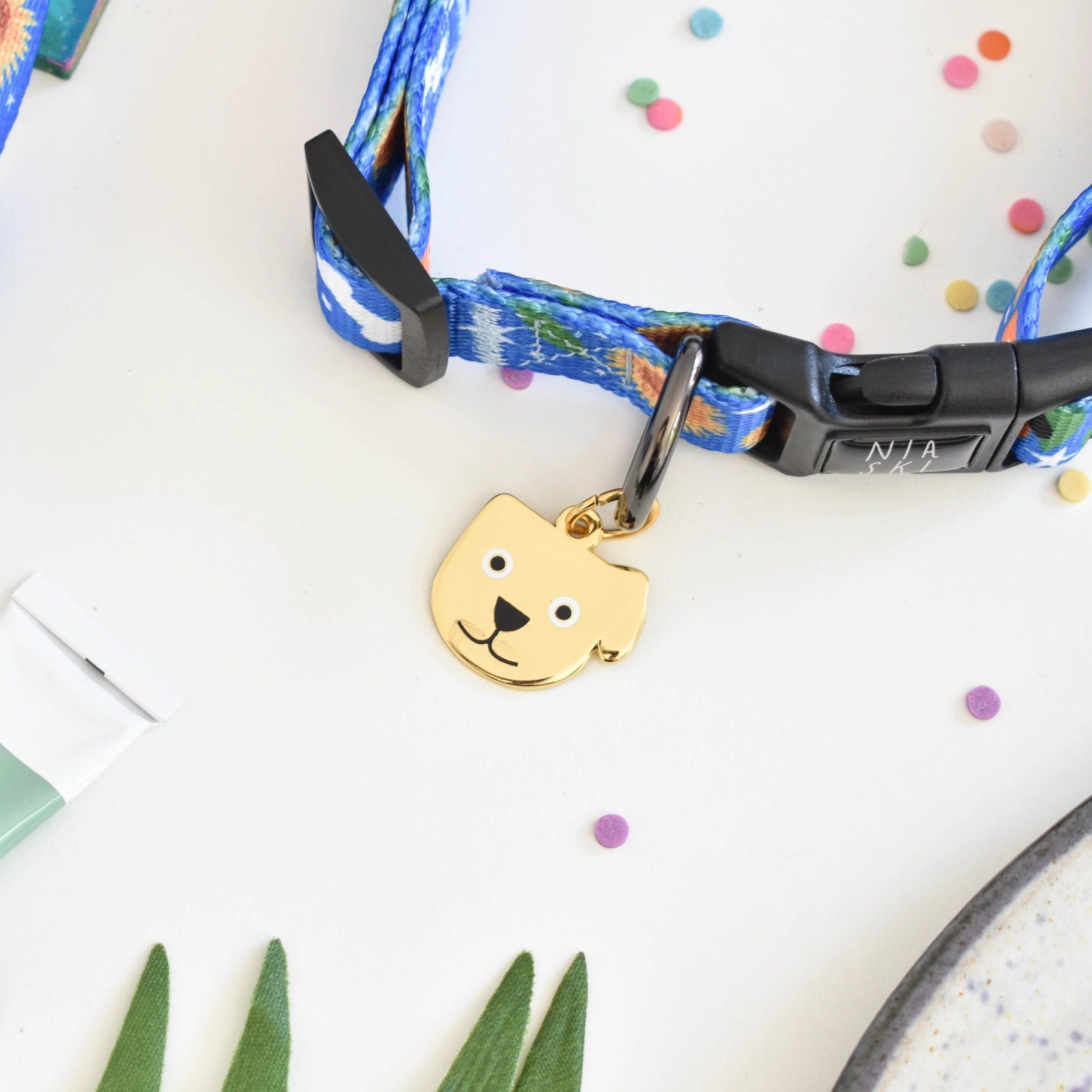 niaski-honden-artist-halsband-van-dog