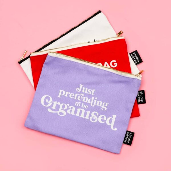 studio-inktvis-etui-just-pretending-to-be-organised